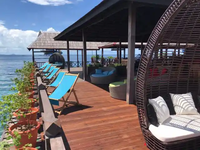 Mabul Jetty Lounge Borneo Divers Mabul Jetty Lounge