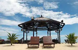 Kapalai Beach