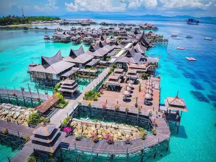 Luxury jaccuzis Mabul Water Bungalows Jaccuzis