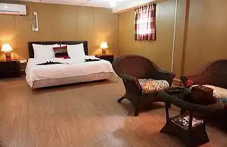VIP Family Room Seaventures VIP Room