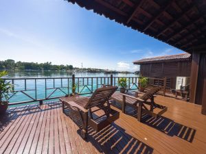 Sipadan Water Village Grand Deluxe Balcony